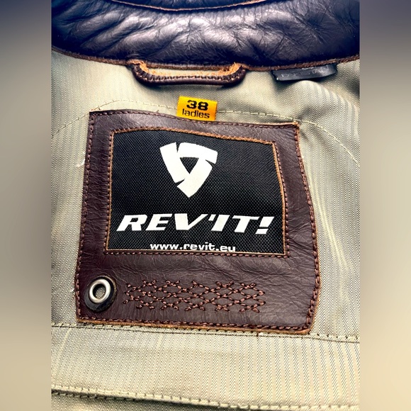 Women’s Leather REV’IT Motorcycle Jacket Size 38 (Small). - Picture 6 of 10